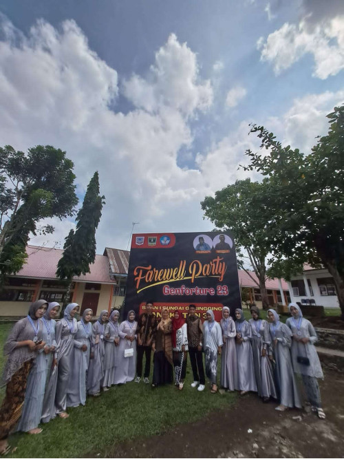 Farewell Party 23 Smansasuger
