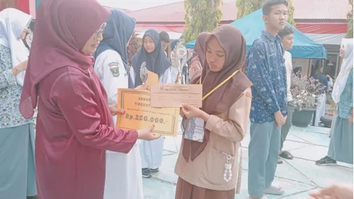 Siswa SMAN 1 Sungai Geringging Raih Juara Harapan 1 IPACUP Tingkat Provinsi Sumatera Barat