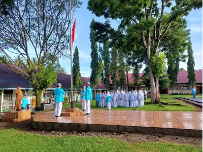 Upacara Bendera Pasca Lebaran 1444 H