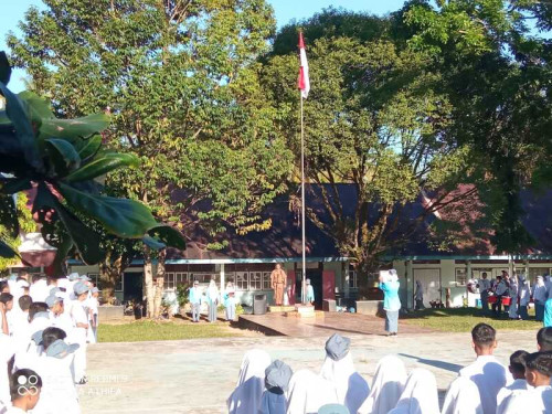 Upacara Bendera awal Tahun Pelajaran 2022/2023 SMAN 1 Sungai Geringging