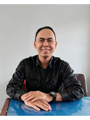 EKO NOVA ERIYANTO,S.PD