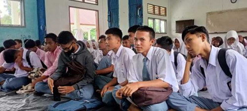 SMAN 1 Sungai Geringging Melaksanakan Pesantren Ramadhan 1443 H